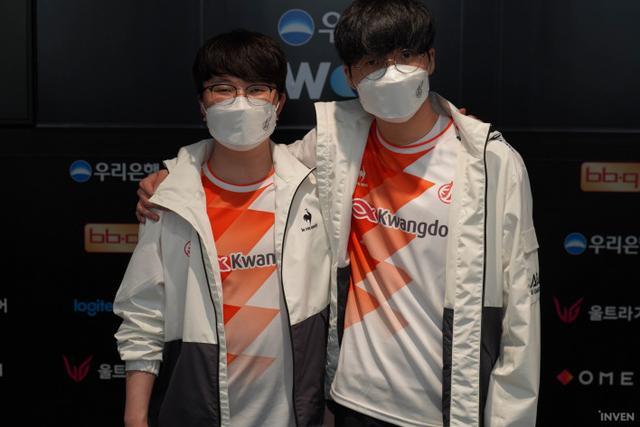 些充满热情 些充满热情